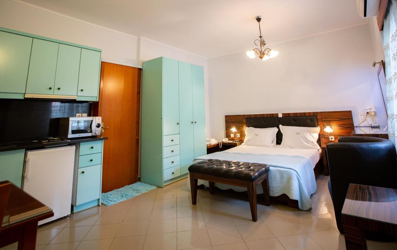 Irida Beach Resort Suites キパリシア エクステリア 写真