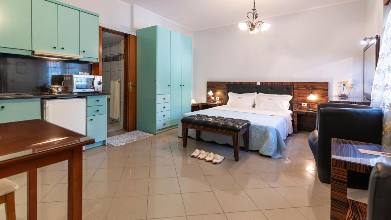 Irida Beach Resort Suites キパリシア エクステリア 写真